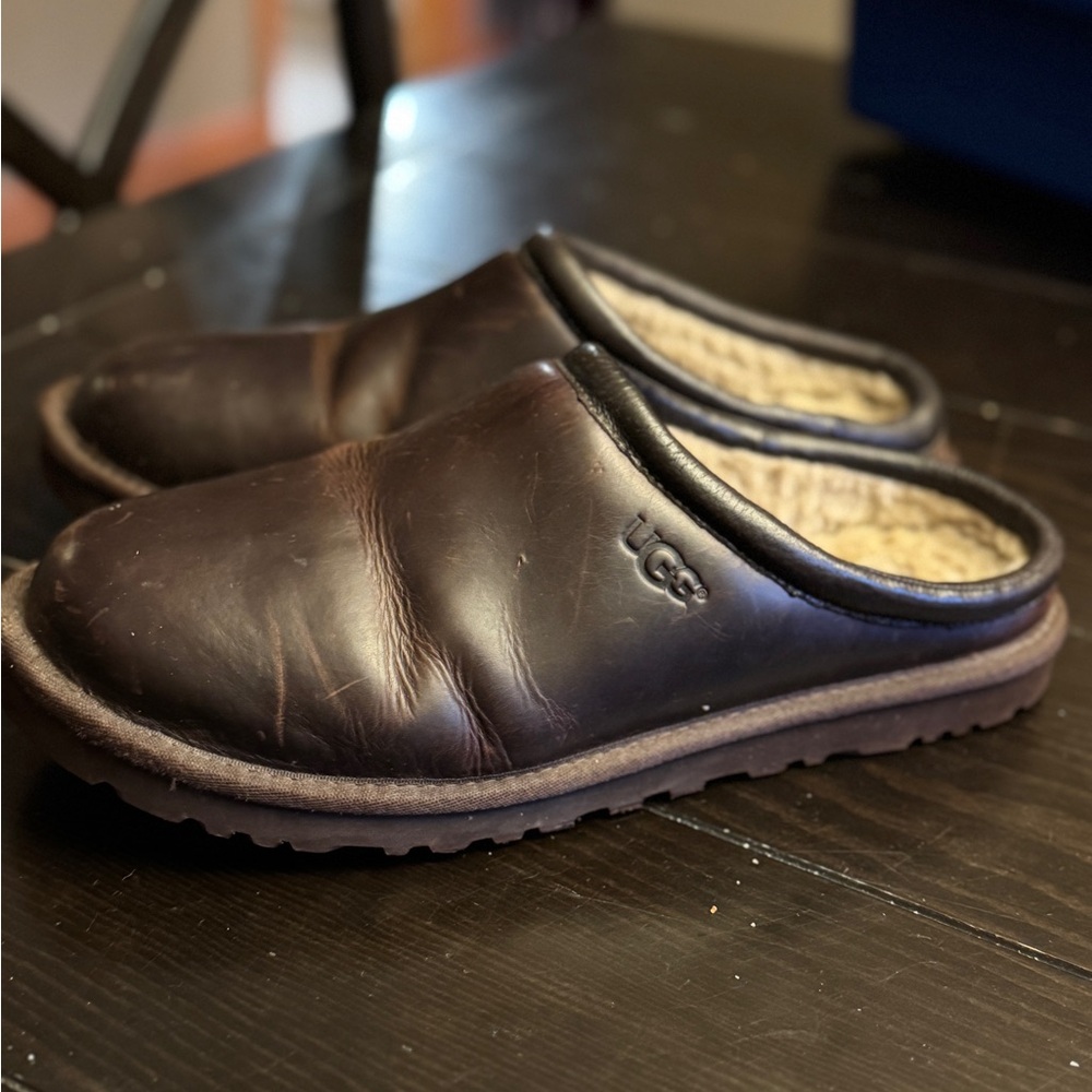 UGG Men’s Dark Brown Leather Shearling-Lined Slip-On